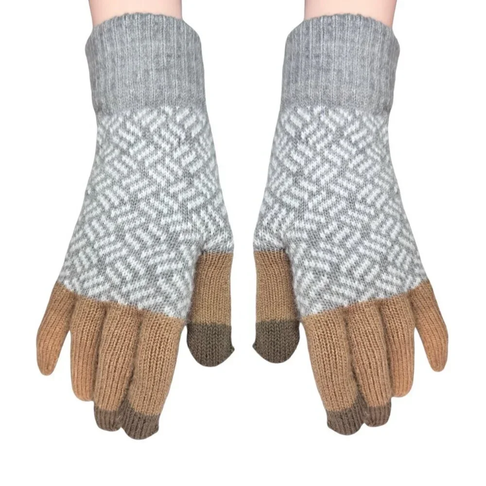 NEW Knit Winter Gloves Wool Blend Gray Tan Screentouch Friendly Sz. M